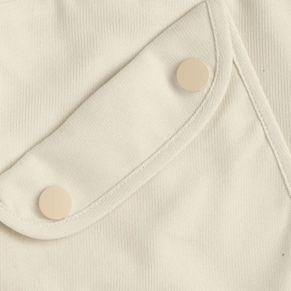 Solid mid waist button pocket shorts - Picture 6 of 6